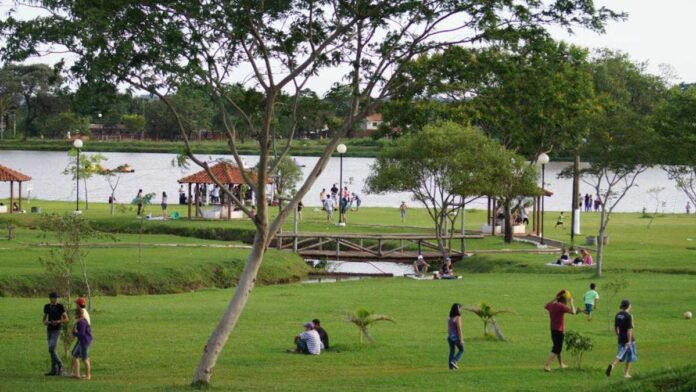 Parque_Antenor Martins_dourados_ms_tempo seco