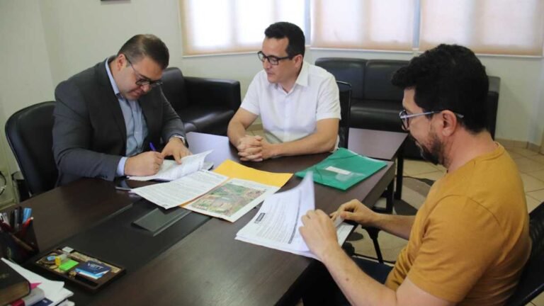 Prefeitura abre novo Concurso Público com 57 vagas com salário que pode chegar a R$ 8.300,49