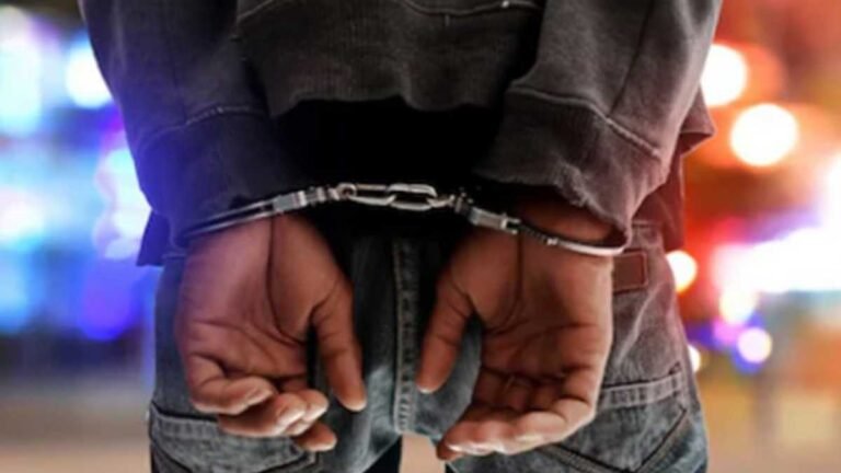 Suspeito de estupro da própria filha de 13 anos é preso por posse irregular de arma de fogo