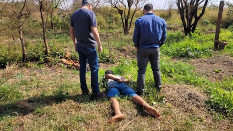 Vídeo da ação – SIG prende vulgo “Gago” acusado de vários furtos e assaltos no comércio de Dourados