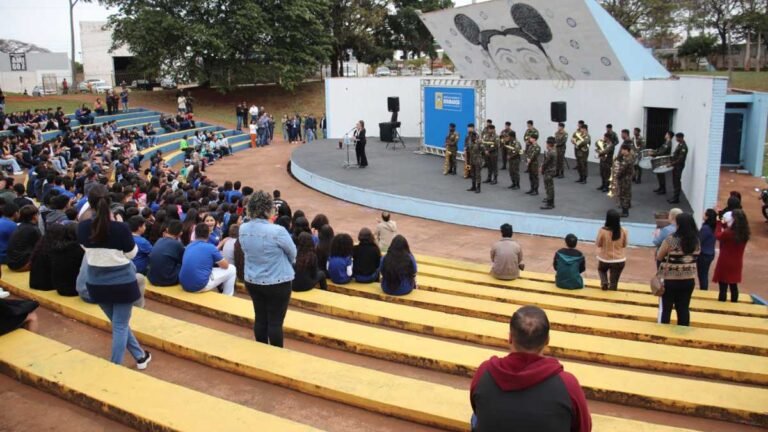 Prefeitura realiza Hora Cívica na Praça do Cinquentenário – Confira programação