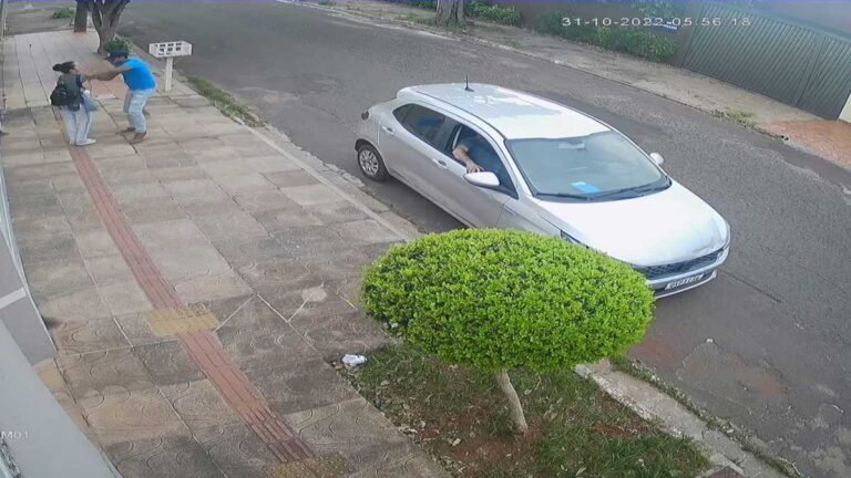 Vídeo do assalto – Presos assaltantes que roubaram mulher a caminho do trabalho