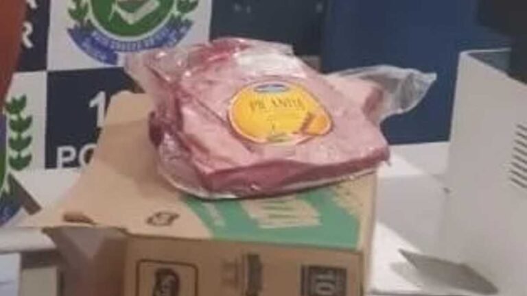 Homem é preso pela PM após furtar carne em supermercado