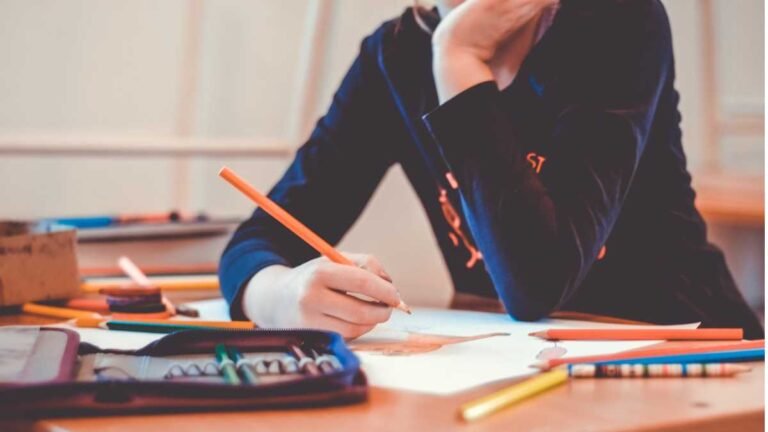 Procon divulga pesquisa de preços da mensalidade escolar