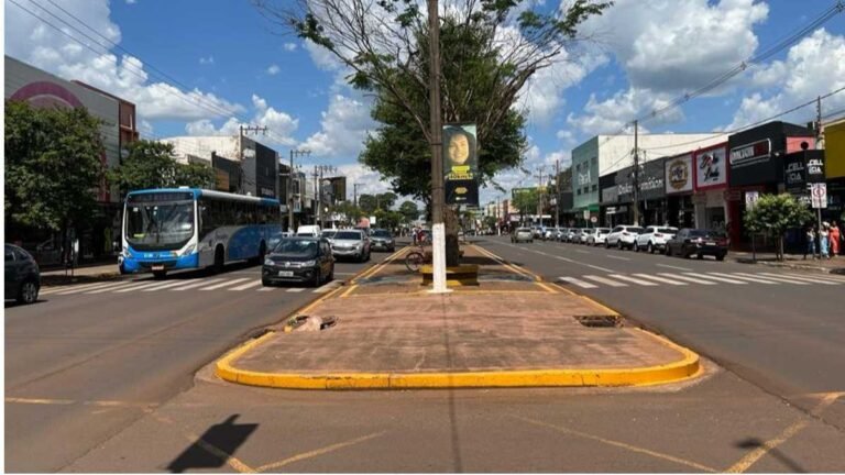 Comércio comemora pagamento de três folhas salariais pela Prefeitura