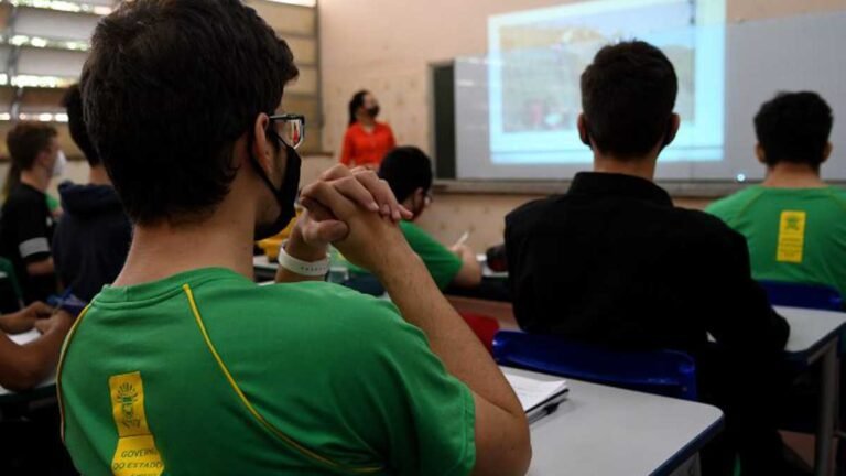 Férias à vista: pré-matrícula da Rede Estadual de Ensino segue normalmente até início de janeiro