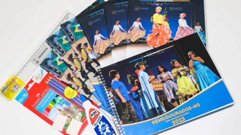Prefeitura de Dourados inova e entrega kit escolar personalizado