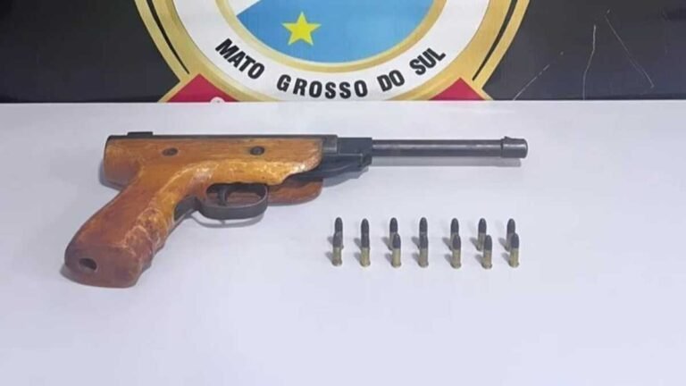 Motorista de ônibus escolar de 50 anos é preso por crime contra a dignidade sexual