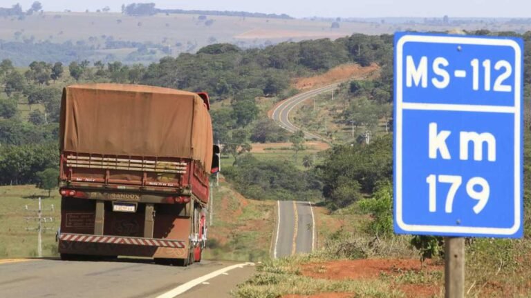 Ato marca início da concessão da rodovia MS-112 e trechos federais no Bolsão