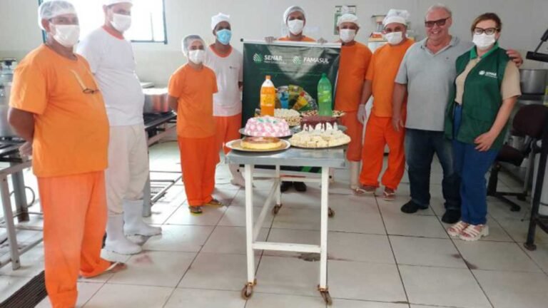 Produção de bolos e biscoitos oportuniza profissionalização e geração de renda a detentos
