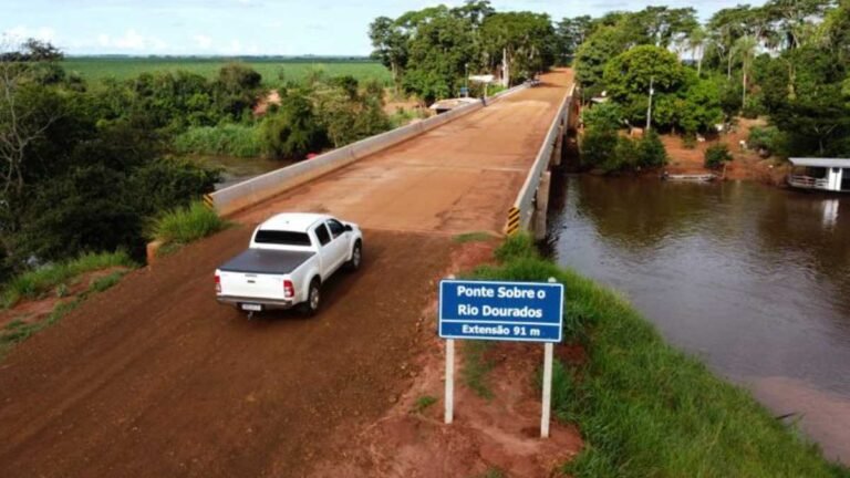 Agesul conclui ponte de concreto na rodovia MS-274, entre Dourados e Deodápoli