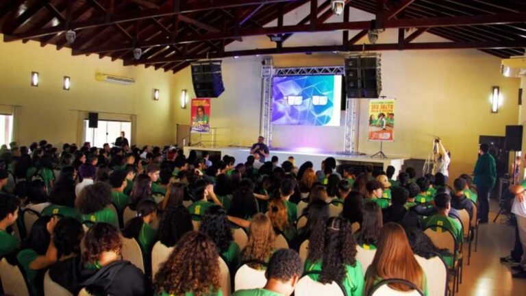 Período de inscrição para o projeto Estudantes no Controle termina em 1º de maio