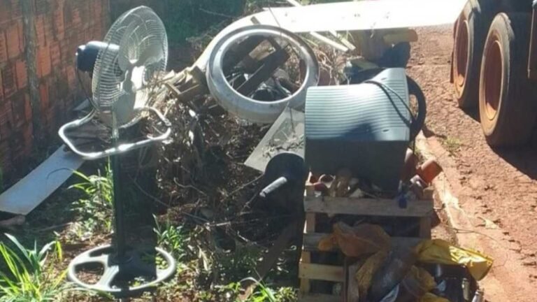 Prefeitura faz arrastão da limpeza no distrito de Indápolis