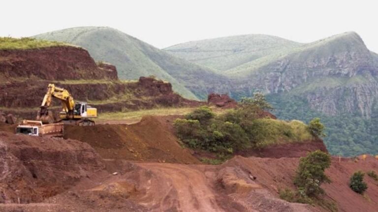 Empresas de mineração vão investir US$ 100 milhões na exploração de ferro, manganês e mármore