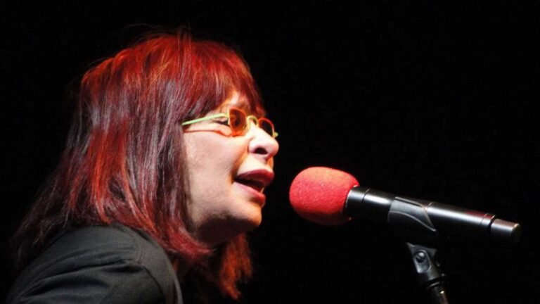 Aos 75 anos, morre em São Paulo a cantora Rita Lee