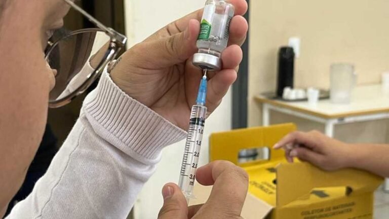 Saúde amplia público-alvo para vacinação com hexavalente nos 79 municípios