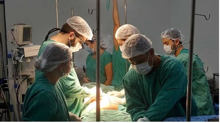 Hospital da Vida – Com helicóptero, PRF realiza transporte de urgência para transplante de órgãos em Campo Grande