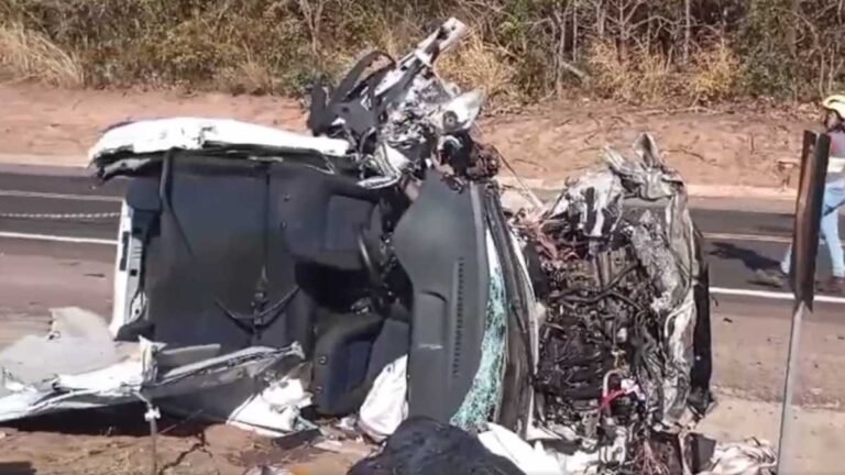 Vitimas fatais de acidente na BR-163 eram genro e sogra, no carro haviam dois adolescentes e um bebê