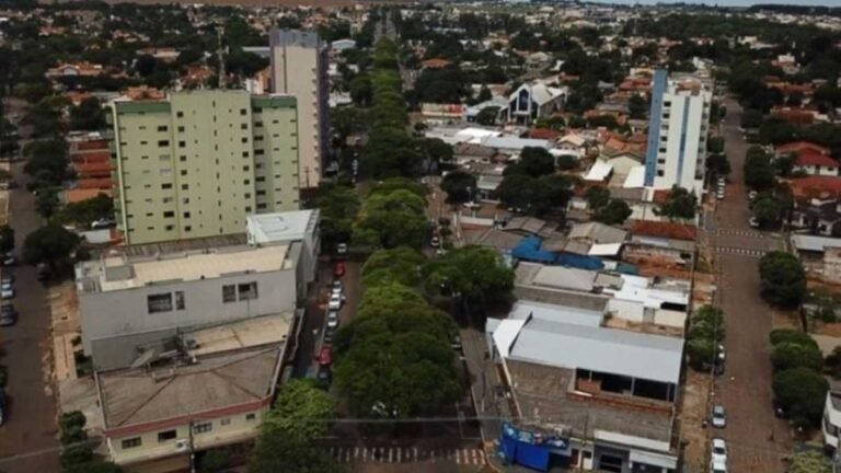 Funtrab em Naviraí realiza processo seletivo nesta quinta-feira com 178 vagas para rede de supermercados