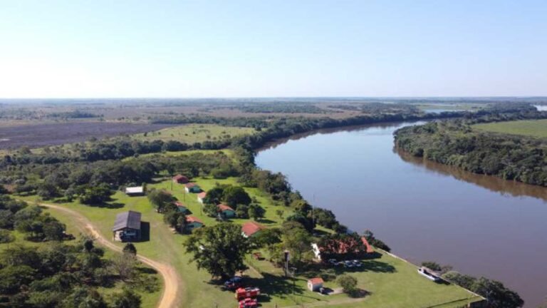 Em meio a onda de calor, cuidados devem ser tomados em rios, piscinas e balneários
