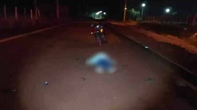 Motociclista bate em monte de terra, ao cair quebra o pescoço e morre