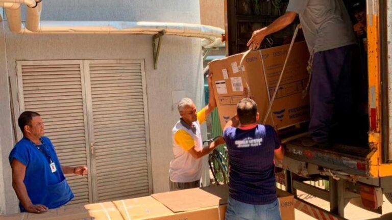 Com investimento de R$ 1,8 milhão, HRMS recebe 32 novos aparelhos de hemodiálise