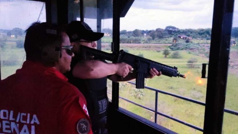 Policiais penais de Dourados se aperfeiçoam em técnicas de combate em torre para atuação em caso de ataques externos