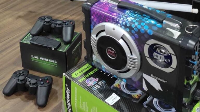 Homem perde carteira e descobre compra de caixa de som e vídeo game em seu cartão