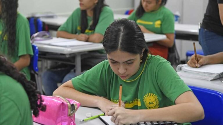 Com ampliação de vagas e investimentos, Rede Estadual de Ensino volta às aulas nesta quarta-feira