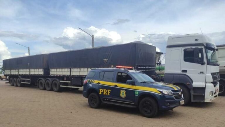 Caminhoneiro dirigindo por 16h sem descanso é parado pela PRF