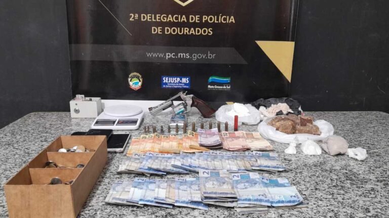 Jóquei Clube – Duas pessoas são presas por tráfico de drogas e posse ilegal de arma de fogo em Dourados