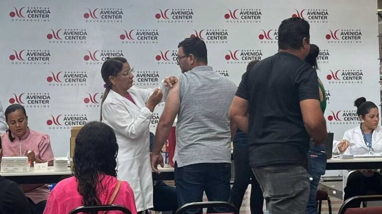 Prazo para receber primeira dose da vacina contra dengue termina em 30 de abril