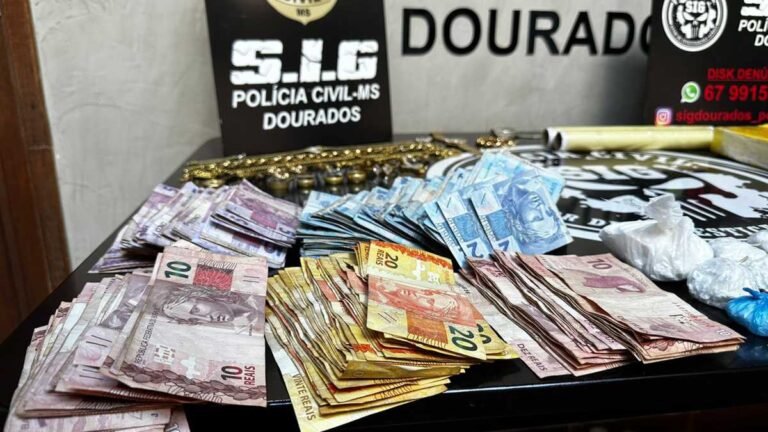 Fotos e video – Durante investigações de homicídios, Polícia Civil apreende armas e drogas em Dourados