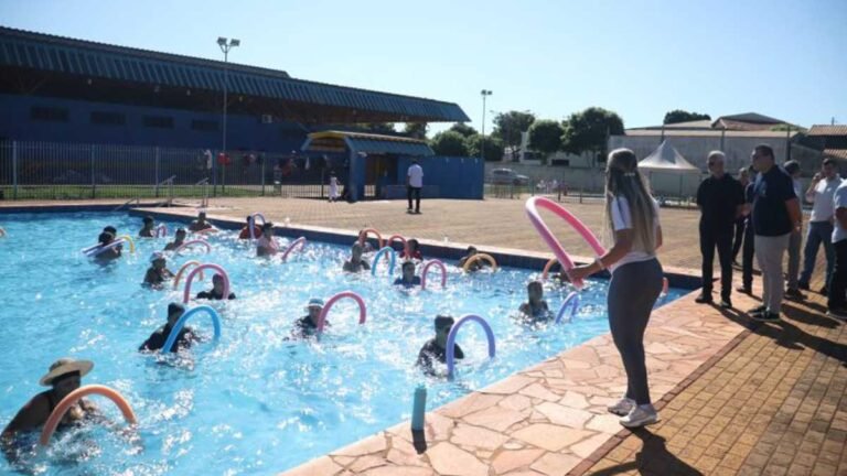 Prefeitura inicia entrega de materiais e uniformes do Programa Esporte e Lazer para Todos