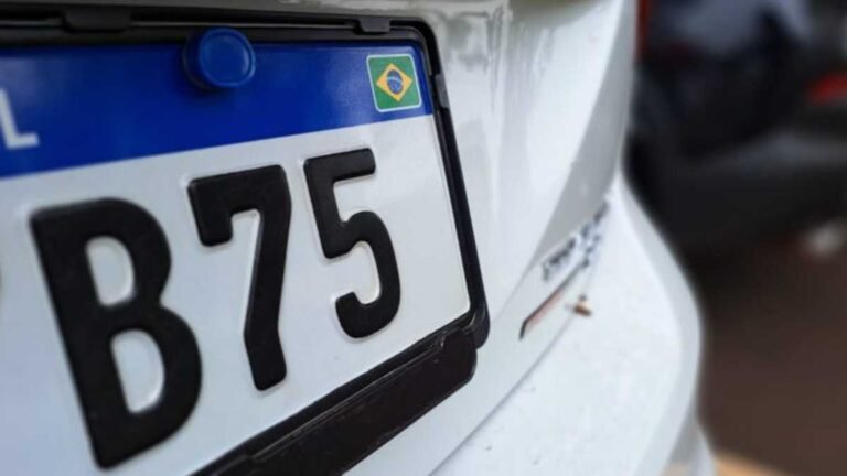Junho é mês de licenciar veículos com placas terminadas em 4 e 5 no Mato Grosso do Sul