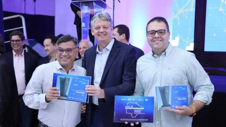 Sede do 3° Encadear Summit, Dourados recebe documentos para fomentar o empreendedorismo