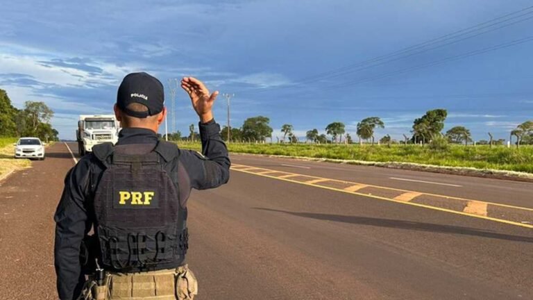 PRF recupera veículo de família mantida refém durante roubo em Eldorado (MS)
