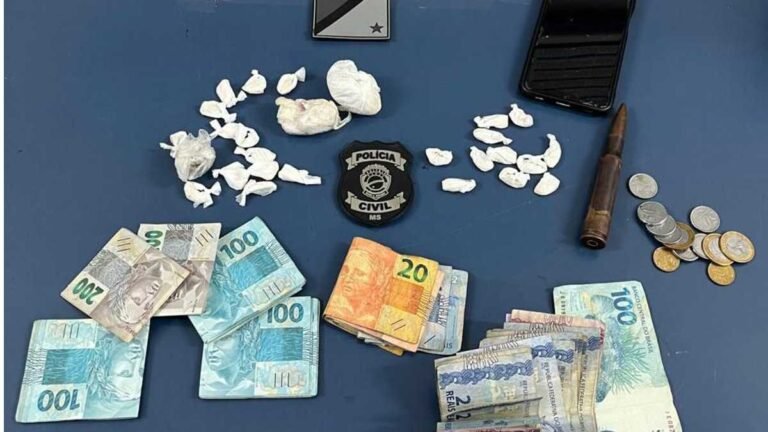 Polícia Civil prende três integrantes de família associada ao tráfico de drogas e munição de uso restrito