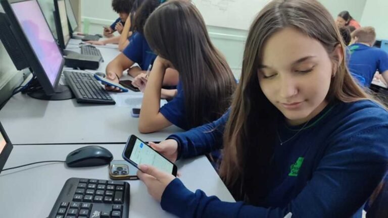 Celulares apreendidos pela Polícia Penal se transformam em ferramentas de ensino em escola de MS