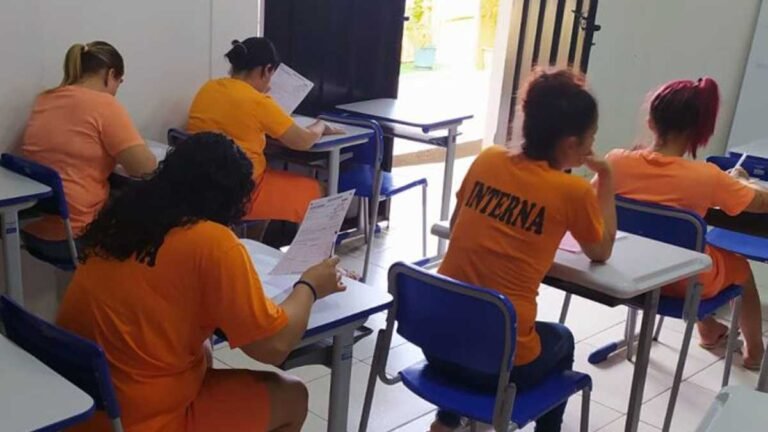 Mais de 3,2 mil custodiados em presídios de MS realizam provas do Encceja nesta semana