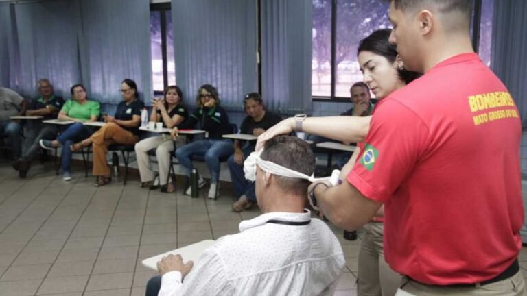 Habilidade essencial para salvar vidas, curso de primeiros socorros é ministrado para examinadores do Detran-MS