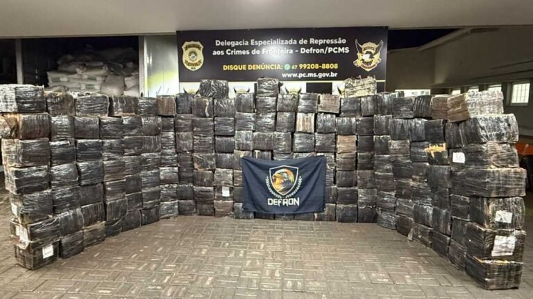 Dourados – Polícia Civil apreende mais de 3 toneladas de maconha escondida em carga de ração bovina