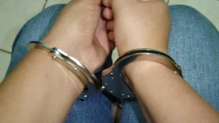 Funcionária de limpeza é presa por furtar cartão de crédito e fazer compras em vários locais