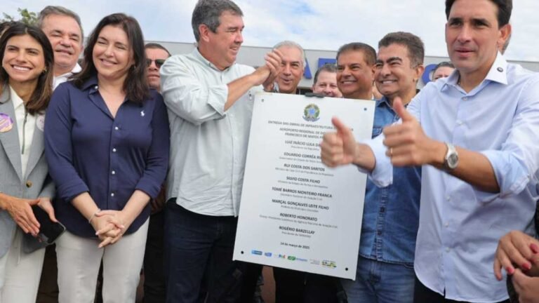 Primeiro ato dos ministros em Dourados foi entrega simbólica da pista do Aeroporto