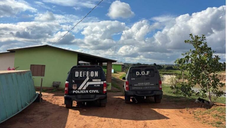 Polícia Civil cumpre de mandados de busca após ação que resultou na apreensão de drogas, armas e munições 