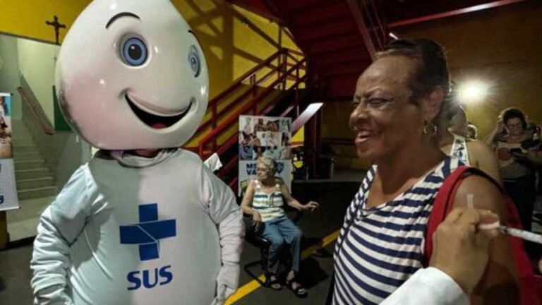 Drive-thru da SES ultrapassa 7 mil doses aplicadas e segue com plantão até quinta-feira