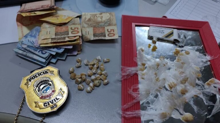 Polícia Civil fecha ponto de venda de drogas e apreende adolescente procurado por homicídio 