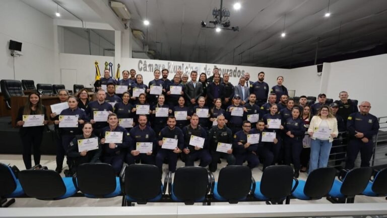 Prefeitura forma agentes da Patrulha Maria da Penha e Marçal destaca papel da Guarda Municipal