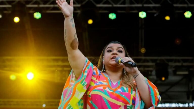 Amigos e personalidades fazem última homenagem a Preta Gil