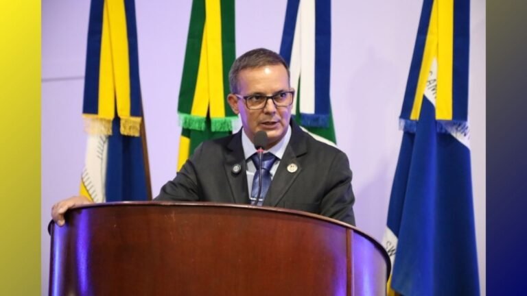 Inspetor Cabral propõe decreto para regulamentar bicicletas elétricas e ciclomotores em Dourados